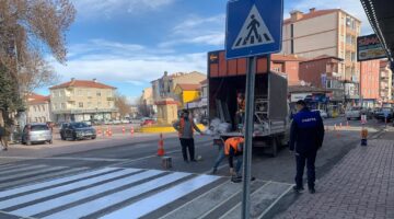 Ortaköy’de yaya geçitleri yenilendi